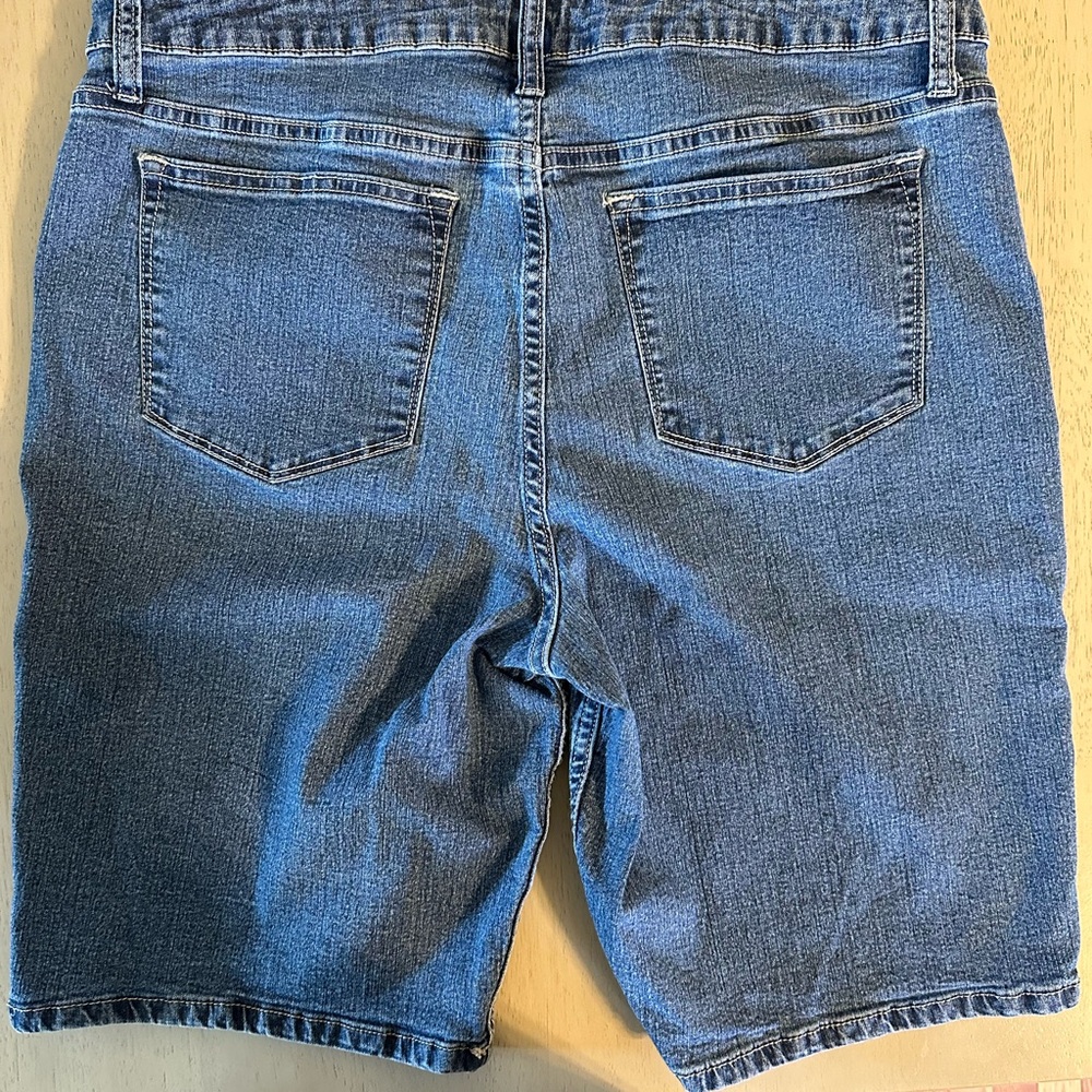 Riders by Lee Blue Denim Bermudas Relaxed Fit - Picture 2 of 4